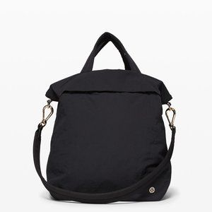 Lululemon On My Level Bag 19L